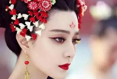 武则天连女儿都亲手掐死 武则天为什么会怕一个小小的猫 武则天连女儿都亲手掐死 武则天为什么会怕一个小小的猫