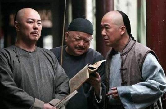 他是举人破例参加殿试，还敢让皇帝交玉玺