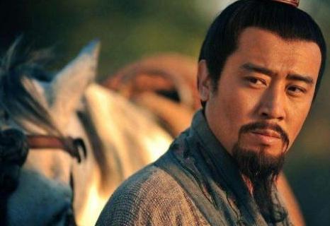 <a href=https://www.lishiji.cn/lishi/416/ target=_blank class=infotextkey>刘备</a>和袁绍为何会联合对付<a href=https://www.lishiji.cn/lishi/1821/ target=_blank class=infotextkey>曹操</a>呢 因为有一个共同的敌人