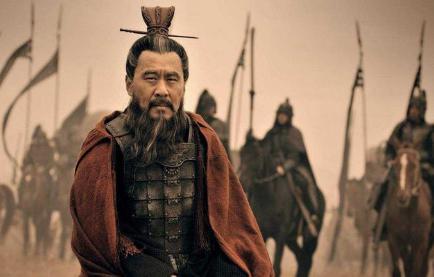 曹操靠盗墓养活军队 那么刘备又是怎么养活他们的