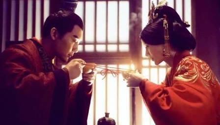 三国时期的甄姬是谁 一位生于乱世却如娇花般绽放的女子 三国时期的甄姬是谁 一位生于乱世却如娇花般绽放的女子