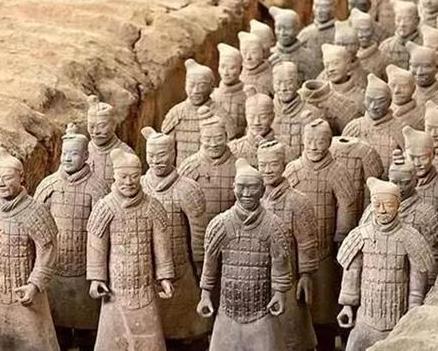 强悍的秦军为什么敢不戴头盔呢 看看当时的制度就知道了 强悍的秦军为什么敢不戴头盔呢 看看当时的制度就知道了
