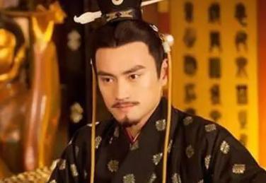 赤眉军投降后，为什么刘秀先让其吃饱？不谈国事呢