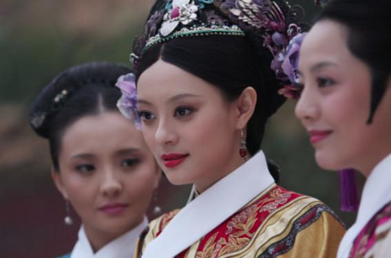 涴碧有<a href=https://www.lishiji.cn/lishi/1554/ target=_blank class=infotextkey>历史原型</a>吗？哥哥是<a href=https://www.lishiji.cn/lishi/10061/ target=_blank class=infotextkey>天子</a>，姑姑是皇后