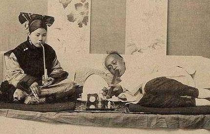 咸丰皇帝正值壮年之际 为何年纪轻轻的就死了