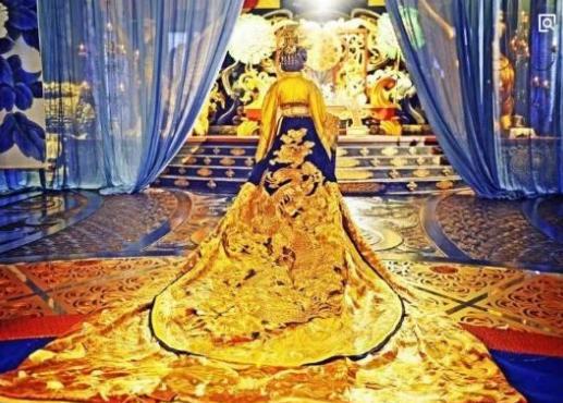 诸葛亮预言武则天能称帝是真的吗?诸葛亮的《马前课》写了什么? 诸葛亮预言武则天能称帝是真的吗?诸葛亮的《马前课》写了什么?