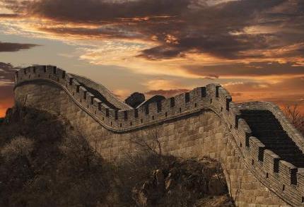 古代王朝为什么总是兴修长城 甚至是花费巨额资金修建这个工程呢