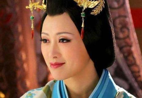 汉武帝为什么一定要带走钩弋夫人?若卫子夫还在钩弋夫人也许不必死! 汉武帝为什么一定要带走<a href=https://www.lishiji.cn/lishi/271/ target=_blank class=infotextkey>钩弋夫人</a>?若<a href=https://www.lishiji.cn/lishi/27/ target=_blank class=infotextkey>卫子夫</a>还在钩弋夫人也许不必死!