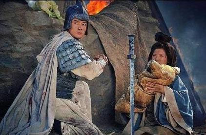 刘备摔阿斗不是真的收买人心 那他出处于什么目的 刘备摔阿斗不是真的收买人心 那他出处于什么目的