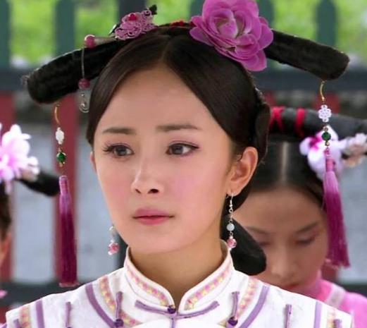 <a href=https://www.lishiji.cn/lishi/53/ target=_blank class=infotextkey>清朝</a><a href=https://www.lishiji.cn/lishi/3910/ target=_blank class=infotextkey>宫女</a>的月<a href=https://www.lishiji.cn/lishi/7893/ target=_blank class=infotextkey>俸禄</a>是多少？相当于现在的什么水平？