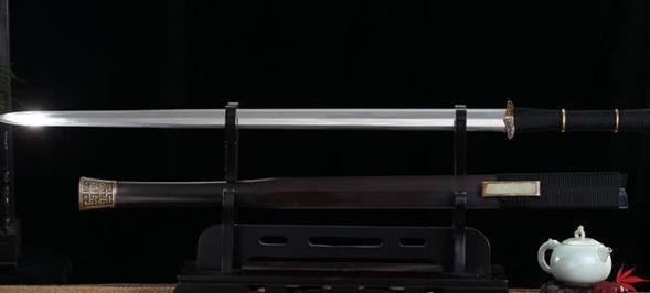 汉剑和唐刀,谁才是中国历史上兵器的巅峰? 汉剑和唐刀,谁才是中国历史上兵器的巅峰?