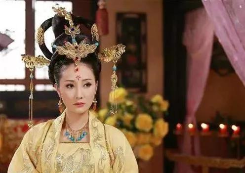 唐朝除了武则天,还有三位女人想当皇帝,却都被一人给收拾了?