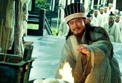 张苞比赵云还重要吗 为何诸葛亮对张苞的死反应如此之大