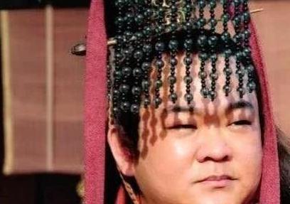 刘备为什么让扶不起的都继位 而不是选择其他儿子 刘备为什么让扶不起的都继位 而不是选择其他儿子