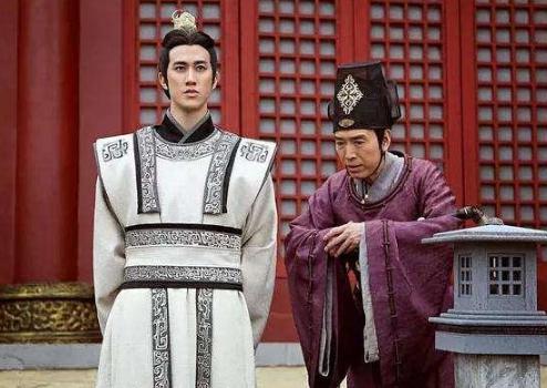 都说武则天是靠李治上位的，其实是李治急需武则天！