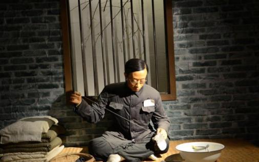 溥仪死后留下了什么?他的第五任妻子只得到了三样东西! 溥仪死后留下了什么?他的第五任妻子只得到了三样东西!