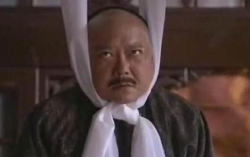 嘉庆杀和珅真的是因为和珅是贪官吗？和珅为什么不提前巴结嘉庆？