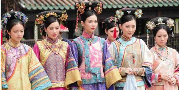 云嫔遭慈禧嫉妒陷害，最后打入<a href=https://www.lishiji.cn/lishi/7951/ target=_blank class=infotextkey>冷宫</a>而死