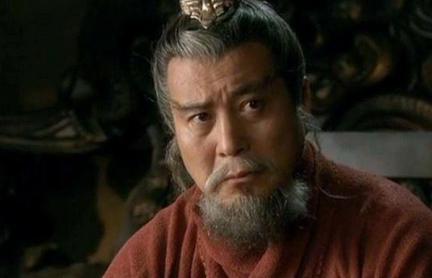 曹操实施屯田制还有百万粮草 为何他在对战中还是缺粮呢