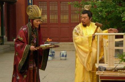 明熹宗朱由校是个怎么样的人?朱由校为何重用魏忠贤? <a href=https://www.lishiji.cn/lishi/9739/ target=_blank class=infotextkey>明熹宗朱由校</a>是个怎么样的人?朱由校为何重用<a href=https://www.lishiji.cn/lishi/740/ target=_blank class=infotextkey>魏忠贤</a>?