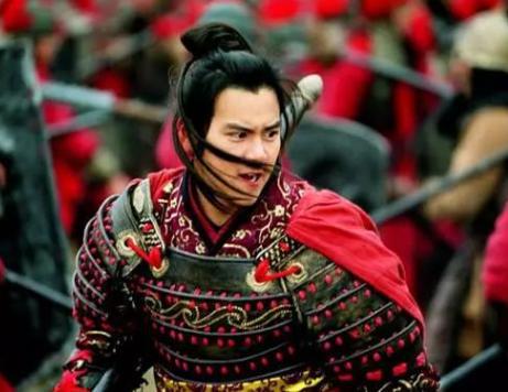 辽国猛将跟北宋叫板,一小人物拿武器说:我来解决,猛将当场毙命 辽国猛将跟北宋叫板,一小人物拿武器说:我来解决,猛将当场毙命