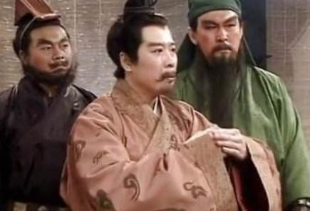 他们两人一个可敌吕布，一个胜过关羽 为什么刘备会放弃他们呢