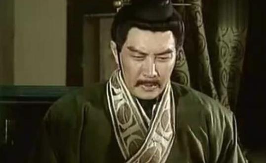 齐诸儿设计想把郑亹杀掉，没想到高渠弥也跟了过来