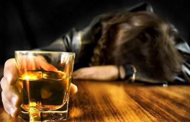 古人醒酒都有什么方式 除了奇葩之外就是恶心