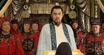 嘉靖皇帝睡觉时十六名宫女刺杀他，最后宫女全被处死