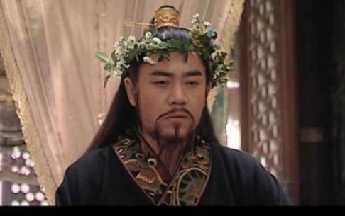 嘉靖皇帝为什么一开始把<a href=https://www.lishiji.cn/lishi/7838/ target=_blank class=infotextkey>矛</a>头指向永乐大帝？