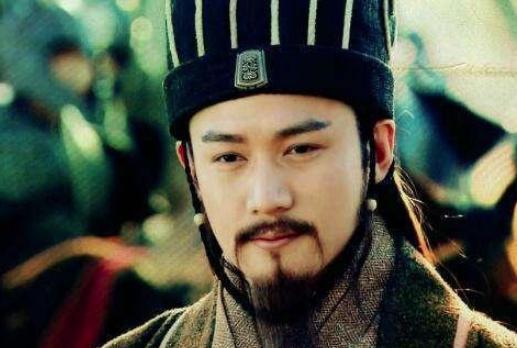 关羽丢城失地和诸葛亮有责任吗？