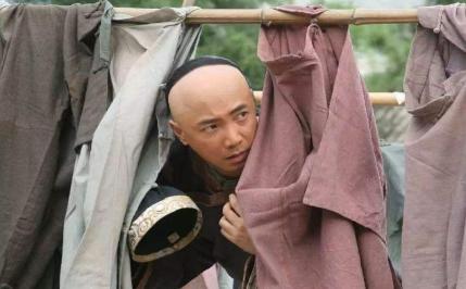 如果在清朝想要买一个官职的话 需要多少价钱才能够实现呢 如果在清朝想要买一个官职的话 需要多少价钱才能够实现呢