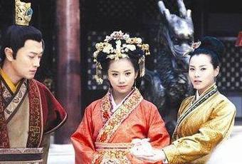 古代接旨到底是什么样 真的要全家都下跪迎接吗 古代接旨到底是什么样 真的要全家都下跪迎接吗