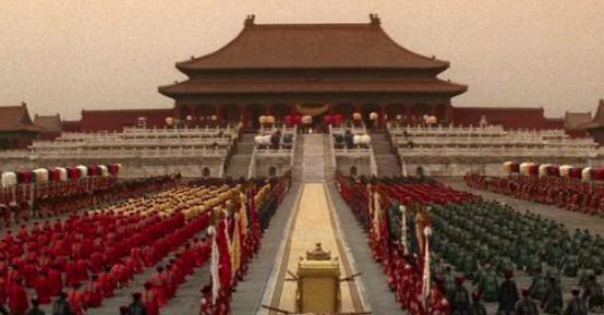 古代大臣们上朝的时候,如果突然想上大号该怎么办? 古代大臣们上朝的时候,如果突然想上大号该怎么办?