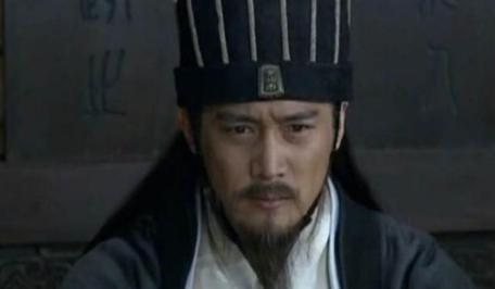 诸葛亮明明知道国力不行 为何还要连年征战魏国呢 诸葛亮明明知道国力不行 为何还要连年征战魏国呢