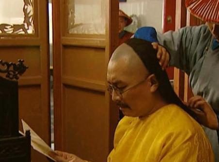 乾隆皇帝到底有多心机 乾隆死后留给嘉庆一笔巨款