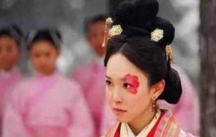 她因为代替年幼的妹妹出嫁 却改变了中国三百年的历史 她因为代替年幼的妹妹出嫁 却改变了<a href=https://www.lishiji.cn/lishi/633/ target=_blank class=infotextkey>中国</a>三百年的历史
