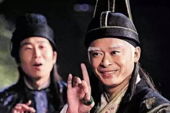 清朝太监夜里伺候嫔妃时,鞋里要放一样什么东西? 清朝太监夜里伺候嫔妃时,鞋里要放一样什么东西?
