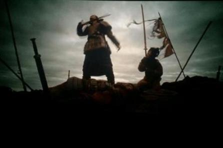 司马迁为什么抬高项羽贬低刘邦？项羽失败的真正的原因是什么？