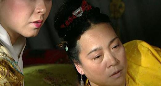 雍正继位之后生母乌雅氏为何而死?本是同根生,相煎何太急!