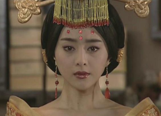 杨玉环睡觉有个怪习惯，正常人一般受不了