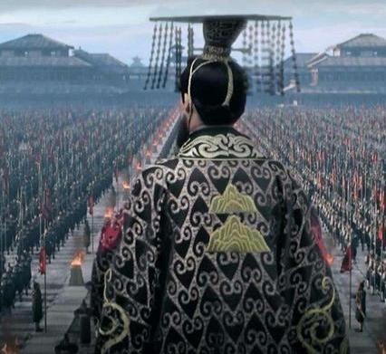 战国打仗没有经济崩溃 为什么汉武帝打了几十年就经济崩溃了