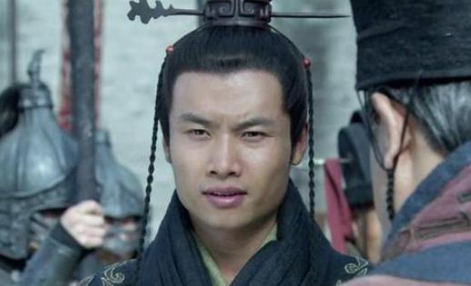 文不如曹植，武不如曹彰，曹丕到底靠的什么？