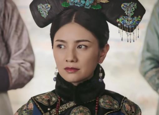 纯惠皇贵妃苏佳氏:地位高于皇后,还与傅恒一家结亲 <a href=https://www.lishiji.cn/lishi/4157/ target=_blank class=infotextkey>纯惠皇贵妃</a><a href=https://www.lishiji.cn/lishi/6454/ target=_blank class=infotextkey>苏佳氏</a>:地位高于<a href=https://www.lishiji.cn/lishi/13/ target=_blank class=infotextkey>皇后</a>,还与<a href=https://www.lishiji.cn/lishi/3744/ target=_blank class=infotextkey>傅恒</a>一家结亲
