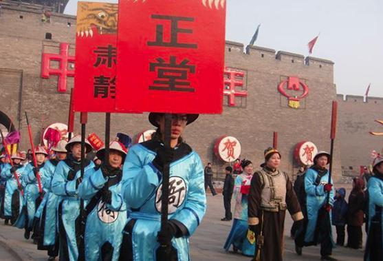 清代官员加衔一般分为哪两种？