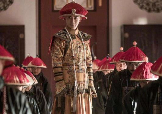 康熙费尽心思生擒鳌拜,为什么没有将他至于死地? 康熙费尽心思生擒鳌拜,为什么没有将他至于死地?