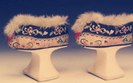 古代女子穿高跟鞋也就算了 为何男子也有高跟鞋出现呢