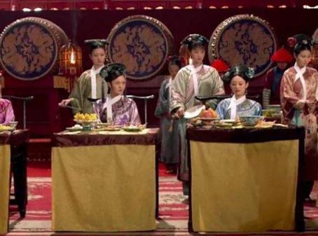 乾隆皇帝的年夜饭吃什么?有多少个菜品? 乾隆皇帝的年夜饭吃什么?有多少个菜品?