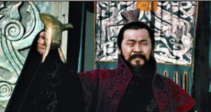 孙权为什么一定要杀了关羽，还把他送给了曹操？