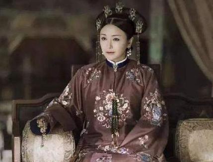 当初跟随乾隆的两位皇后怎么样了 她们的下场是什么样的 当初跟随乾隆的两位皇后怎么样了 她们的下场是什么样的